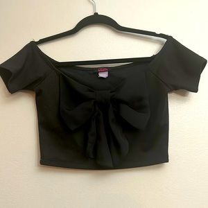 Bow tie crop top